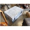 Image 1 : METAL TRUNK