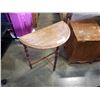 Image 1 : VINTAGE D-TABLE