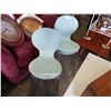 Image 2 : 4 STRUCTUBE DINING CHAIRS