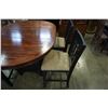 Image 2 : ROUND DINING TABLE W/ LEAF AND 4 CHAIRS
