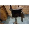 Image 3 : VINTAGE SMOKE STAND