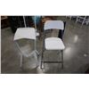 Image 1 : WHITE STOOL AND FOLDING STOOL