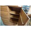 Image 2 : PALLISER OAK WARDROBE