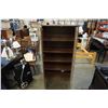 Image 2 : MODERN CUPBOARD