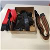 Image 1 : BOX OF GUITAR STRAPS