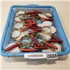 Image 1 : TRAY OF NEW MAGNIFYING GLASSES