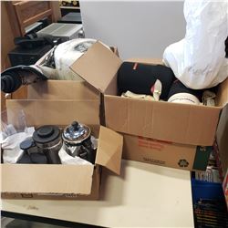 3 BOXES OF THERMOSES, RICE COOKER, COFFEE PRESSES, ETC