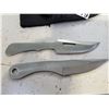 Image 3 : 3 THROWING KNIVES IN SHEATH
