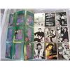 Image 2 : 10 PAGES 1992 ELVIS CARDS