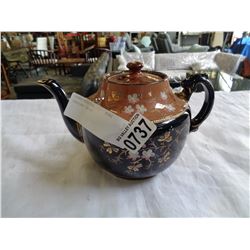 SADLER TEAPOT