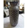 Image 3 : 2 WEST GERMAN VASES