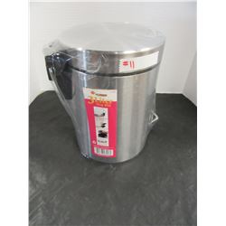 STORE RETURN (AS IS):  STAINLESS STEEL 3 LITRE STEP GARBAGE CAN (SEALED IN PACKAGED)