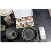 Image 4 : Table Lot of Misc Items