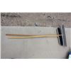 Image 2 : 2 Brooms