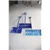 Image 1 : 3 Snow Shovels