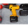 Image 4 : Mixed lot of Cordless Drills and Batteries