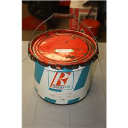 RoyalLite Gun Grease No.2 25LBS Pail with Lid and Handle