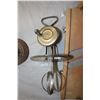 Image 3 : Vintage Cabbage Slicer, Egg Beater and String Holder