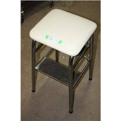 Stepping Stool with Cushion 24" T