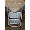 Image 3 : Folding Stepping Stool 28" T