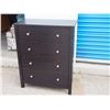 Image 1 : Four Drawer Dresser (like new)