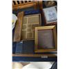 Image 4 : Assorted Picture Frames