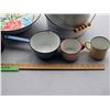 Image 4 : 11 Pieces of Enamel Ware