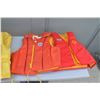 Image 2 : 4 Life Jackets (3 Large and 1 XL)
