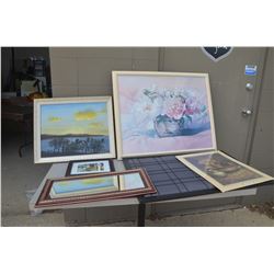 Pictures with Frames, Mirror and Photo Holder