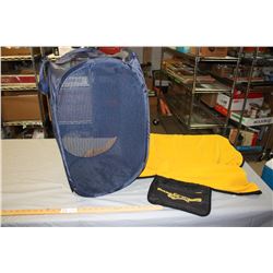 Mesh Laundry Basic and Dakota Dunes Blanket