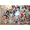 Image 3 : Table Lot of Trading Cards