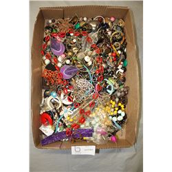 Box Lot of Jewelry, Beads and Parts