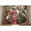 Image 3 : Box Lot of Jewelry, Beads and Parts