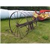 Image 2 : Antique Hay Rack