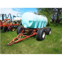 1000 Gallon Tank with Trailer & 4hp Honda Engine Pump