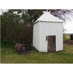 Smoke House with Stove *homemade