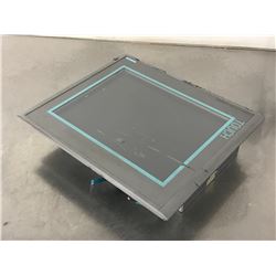 SIEMENS 6AV6 644-0AA01-2AX0 MULTI PANEL