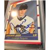 Image 2 : AUTHENTIC JAROMIR JAGR SIGNED TRADING CARD