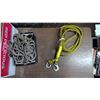 Image 2 : LOT OF ROPE AND TOW ROPE WITH HOOK