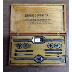 TAP AND DIE SET IN WOODEN CASE