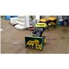 Image 2 : YARD-MAN 26"SNOWBLOWER