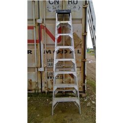 8 FOOT ALUMINIUM LADDER