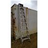 Image 1 : 10 FOOT ALUMINIUM LADDER