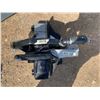 Image 5 : MITER SAW BLACK AND DECKER WITH ATTACHMENTS (OPERATIONAL)