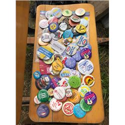 100 BADGES/BUTTONS (75)