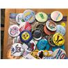 Image 2 : 100 BADGES/BUTTONS (75)