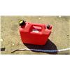 Image 1 : 9.4L GAS CAN - LIKE NEW
