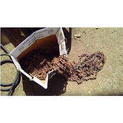 SET OF TIRE CHAINS - SIZE UNKNOWN