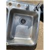 Image 2 : STAINLESS KITCHEN SINK (DOUBLE)