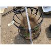 Image 3 : WIRE PLANT BASKET